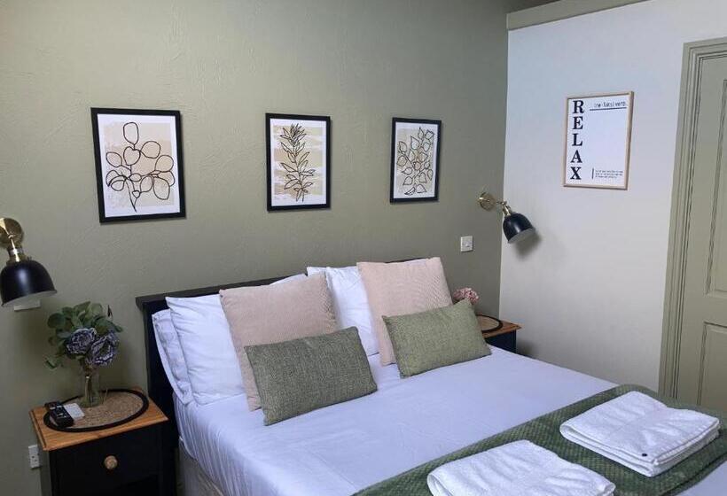 اتاق استاندارد, Blue Ball Inn, Sandygate, Exeter