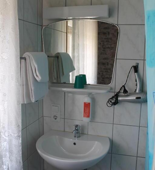 バスルーム共有のシングルスタンダード, Gasthaus Zur Sonne