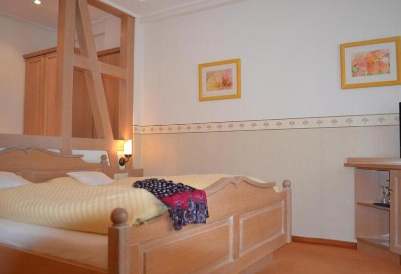 Четырехместный Номер Стандарт, Gasthof Rödertor