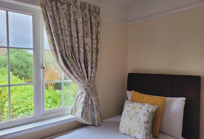 Habitació Triple Estàndard, Hampton Lodge En Suite Rooms With Free Parking