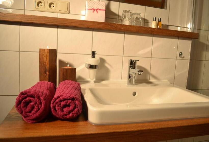 1ベッドルームアパートメント, Niederauer Hof