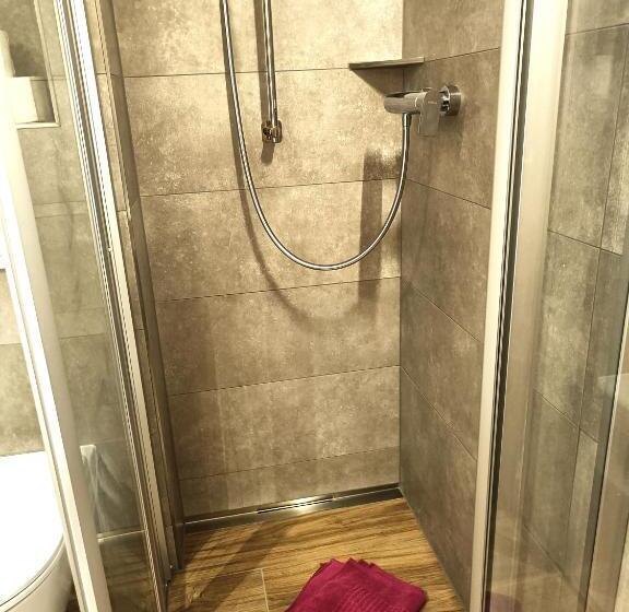 スタンダードルーム, Niederauer Hof