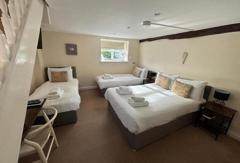 Family Suite, Rylands Farmhouse