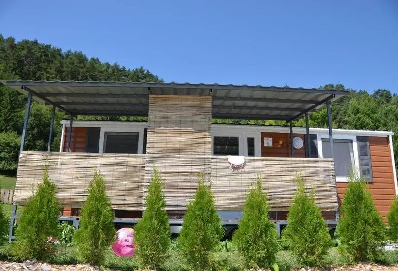 １ベッドルームハウス, Villa Betula Resort & Camping