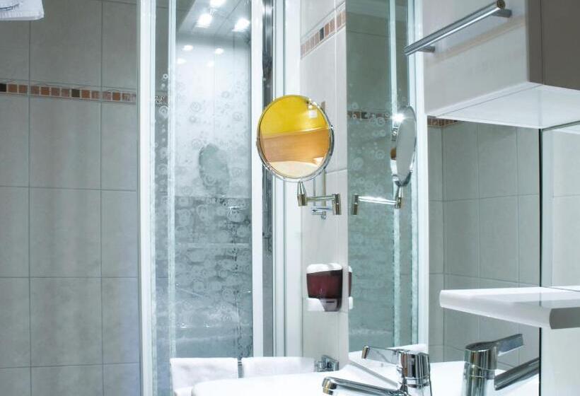 スタンダードルーム, Relais De La Sarvaz