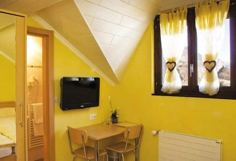 スタンダードルーム, Relais De La Sarvaz