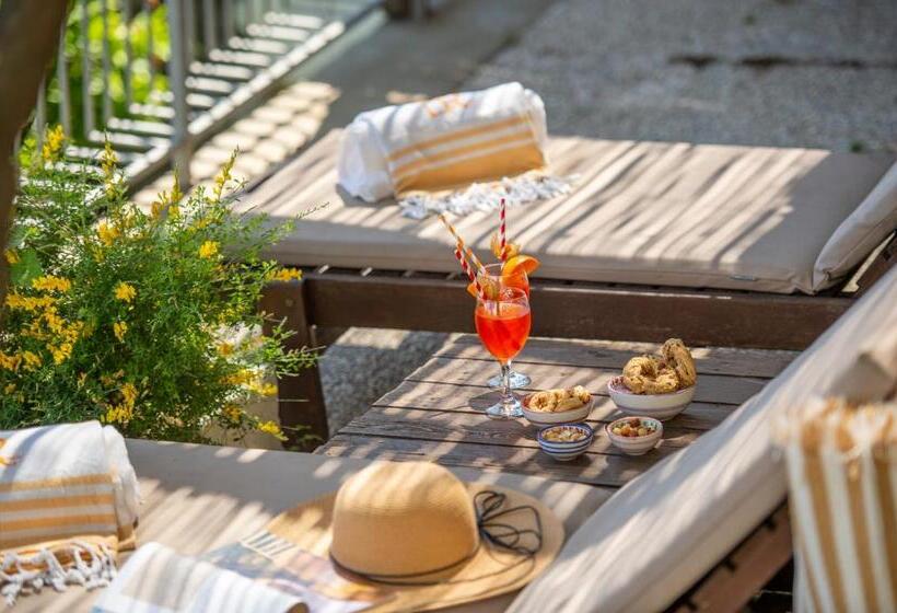 شقة غرفة واحدة مطلة على البحر, Amalfi Residence