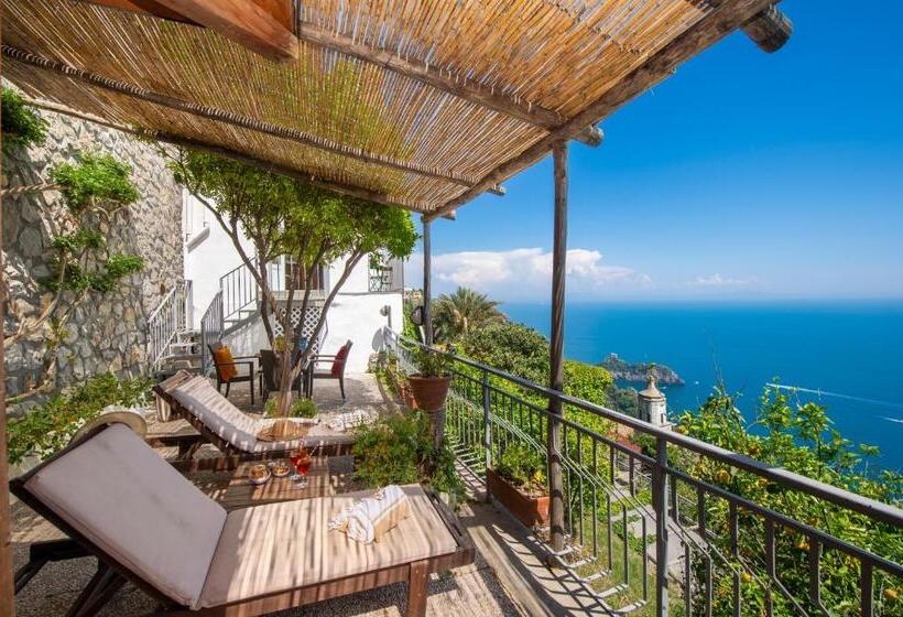 Апартаменты 1 Спальня Вид на Море, Amalfi Residence