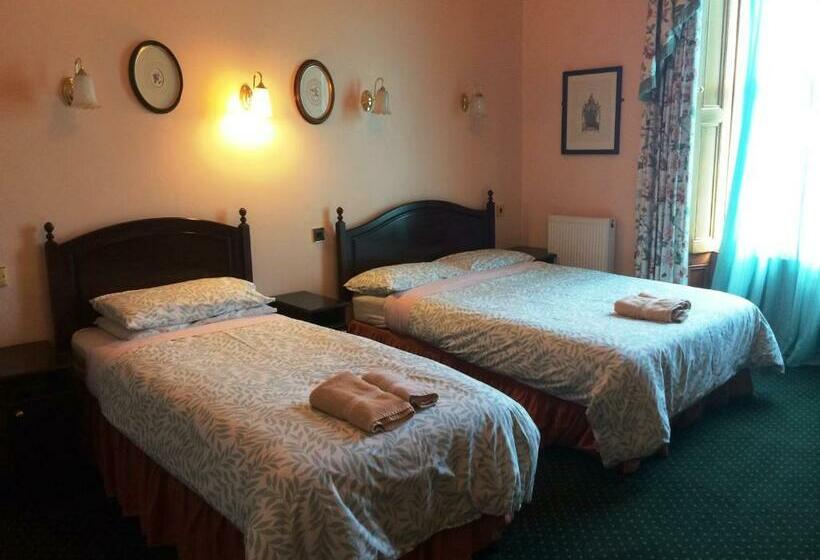 חדר סטנדרט לשלושה, Bellevue Guest House