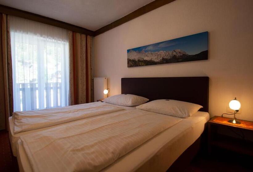 スタンダードルーム, Essl In Filzmoos