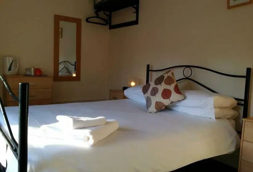 Perhehuone, Guesthouse At Rempstone