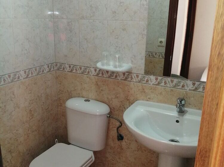 标准单人间, Hostal Jaime I