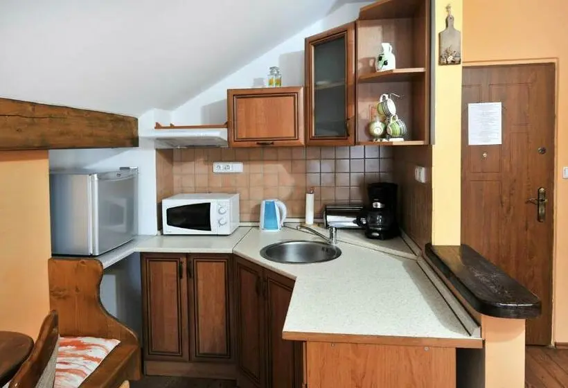 آپارتمان 1 خوابه با بالکن, Penzión Lampáš