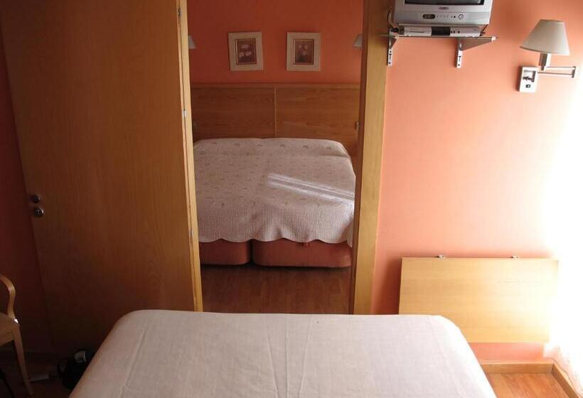 غرفة عائلية, Sol Mediterraneo