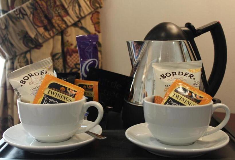 غرفة قياسية فردية, The Dibbinsdale Inn