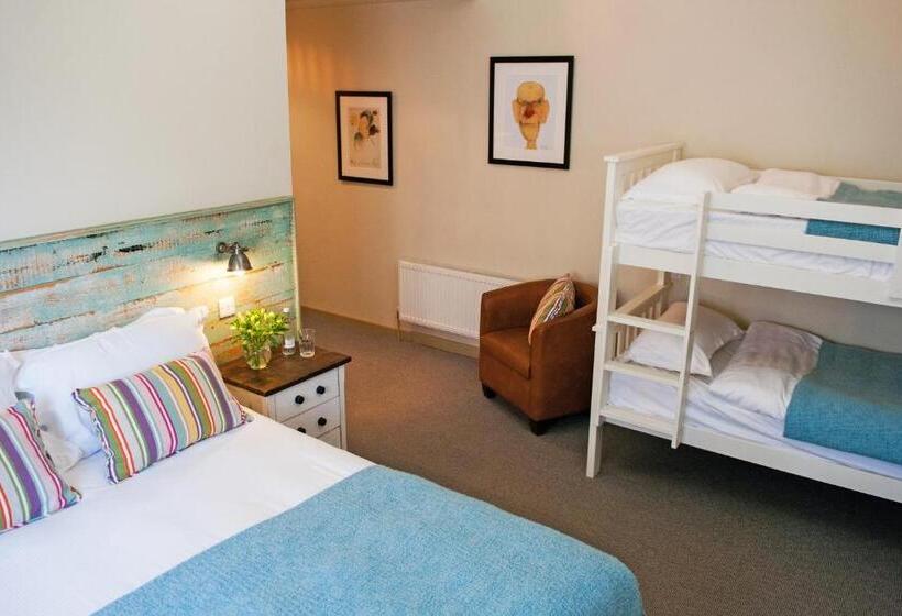 ファミリールーム, The Running Horse