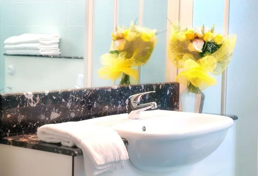 اتاق استاندارد سه نفره, Residence Le Terrazze