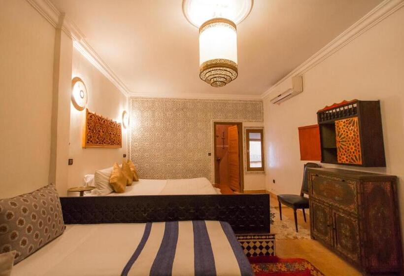 اتاق استاندارد سه نفره, Riad D Or Meknes