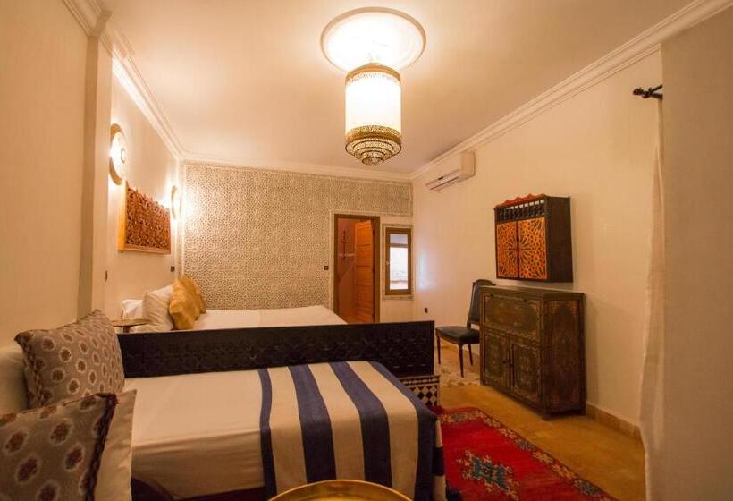 اتاق استاندارد سه نفره, Riad D Or Meknes