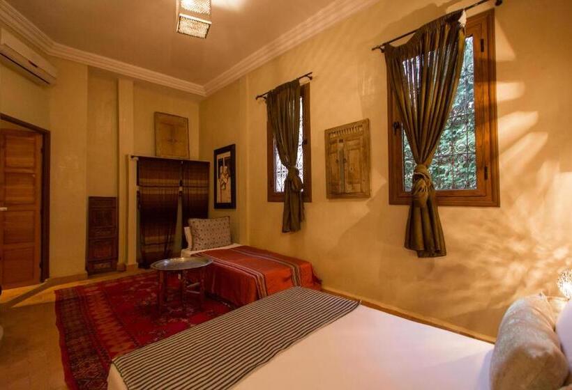 اتاق استاندارد سه نفره, Riad D Or Meknes