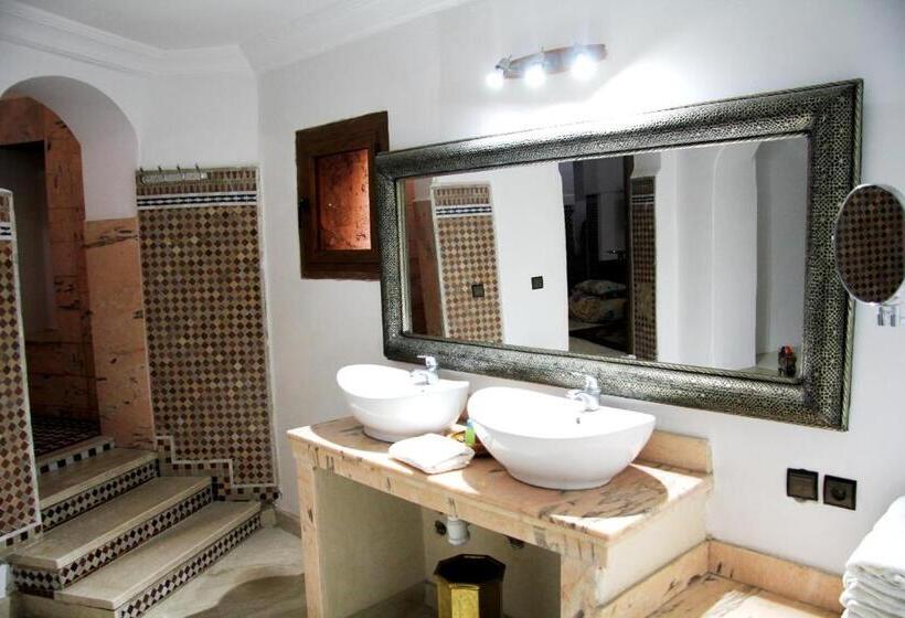 سوییت خانوادگی, Riad D Or Meknes
