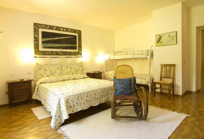 חדר סטנדרט לארבעה, Agriturismo Casale Le Burgne