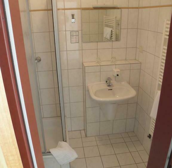 חדר משפחתי, Gasthof Breeger Bodden