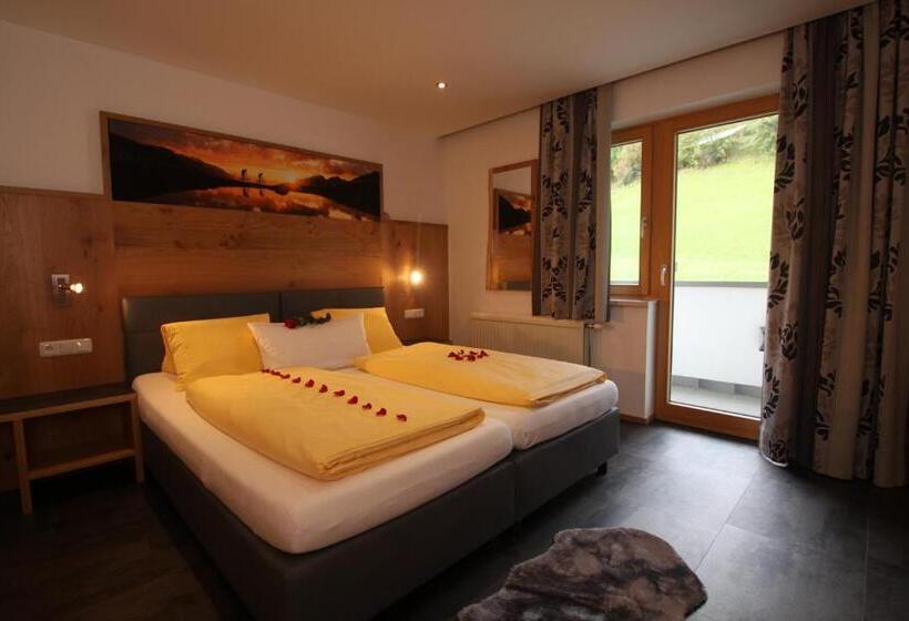 3 Schlafzimmer Apartment, Gästehaus Alpina