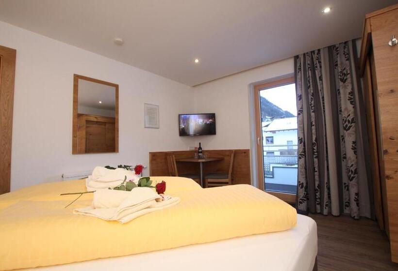 Apartament 3 Dormitoare, Gästehaus Alpina