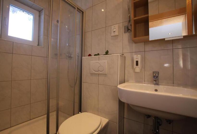 Apartamento 3 Dormitórios, Gästehaus Alpina