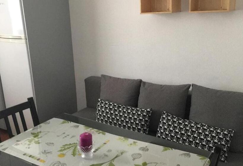 דירת חדר, Hostal Sabana