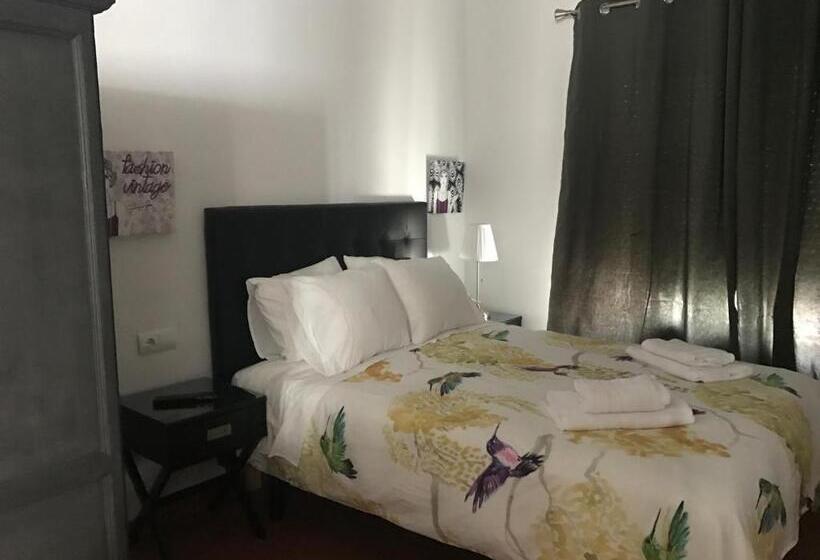 Апартаменты 2 Спальни, Hostal Sabana