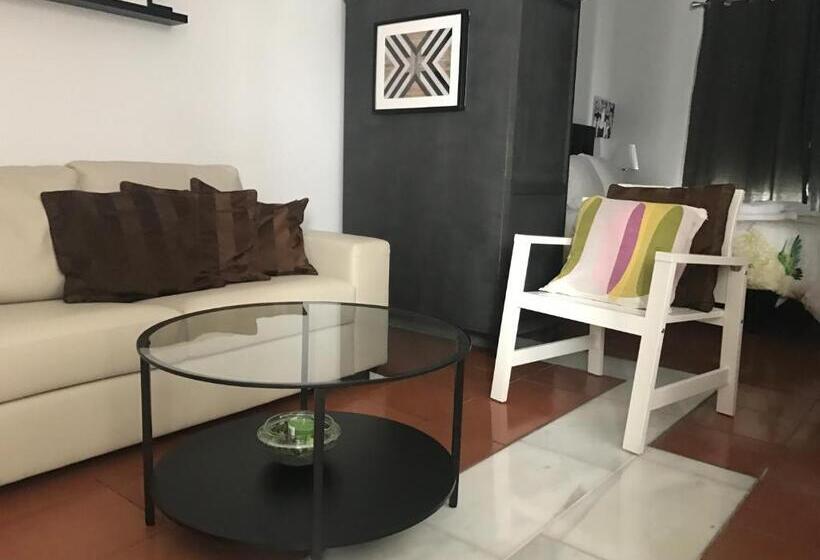 Apartamento 2 Dormitórios, Hostal Sabana
