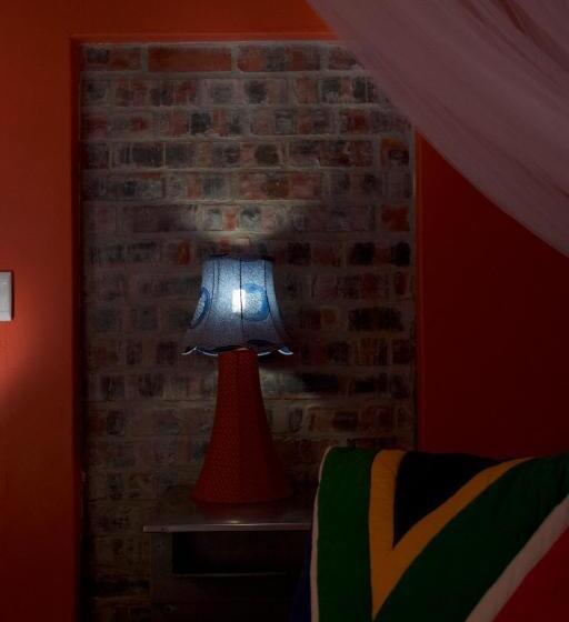 סוויטה משפחתית, House Of House Guest House