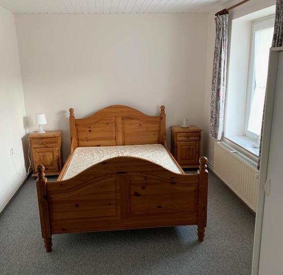 شقة 4 غرف, Penzion Na Bobrovníku