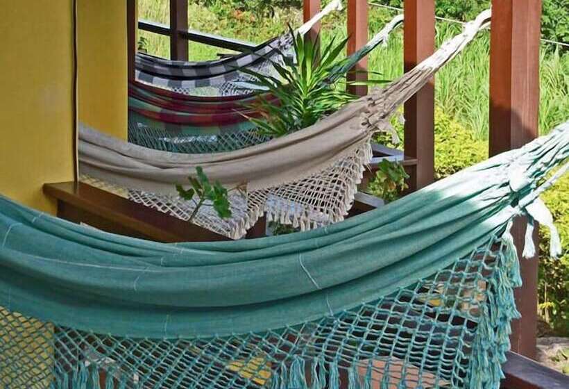 کلبه ییلاقی, Pousada Do Taxo