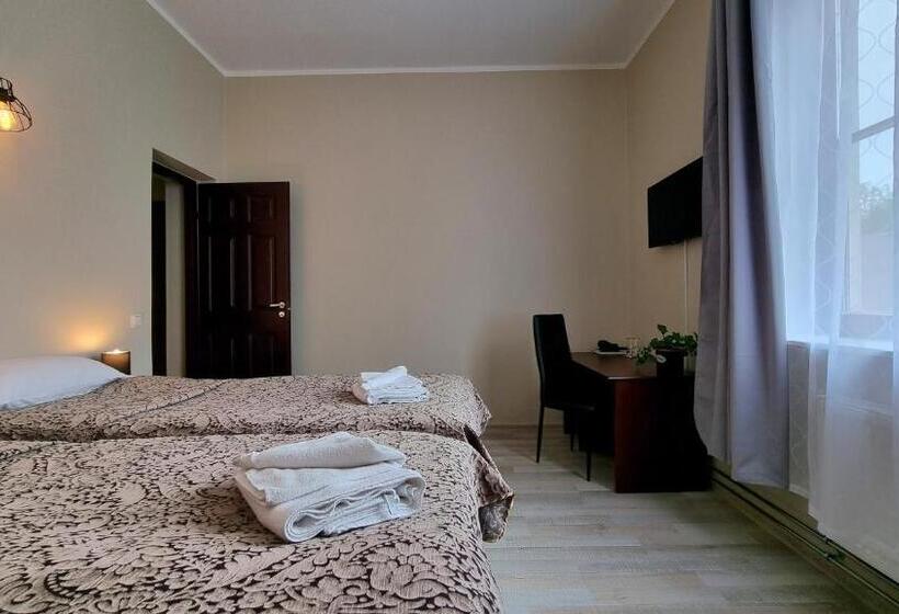 اتاق استاندارد, Pärnu Jahtklubi Külalistemaja