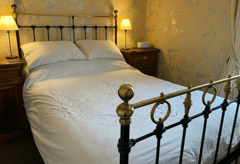 Номер Стандарт, Whitecliff Guest House