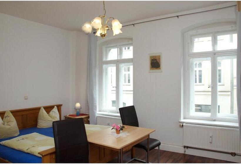 标准间, Pension Gina