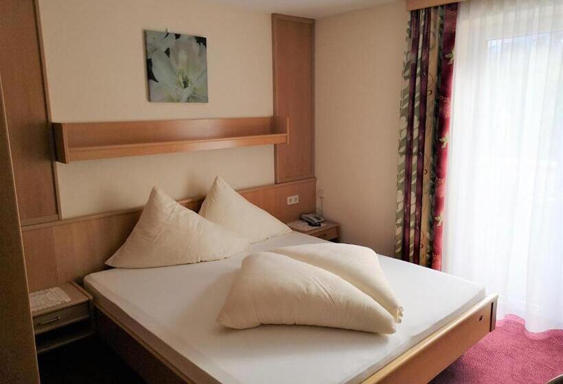 标准间带阳台, Apart Hotel Ideal