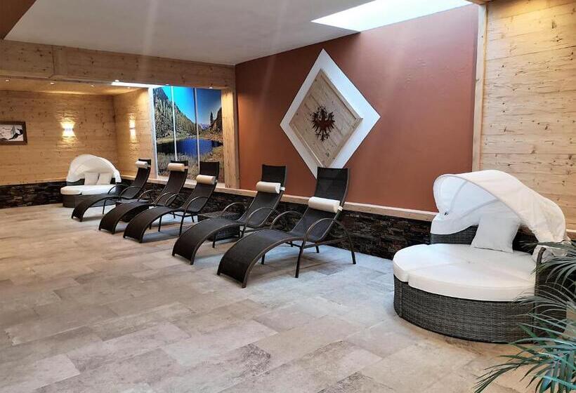 标准工作室, Apart Hotel Ideal