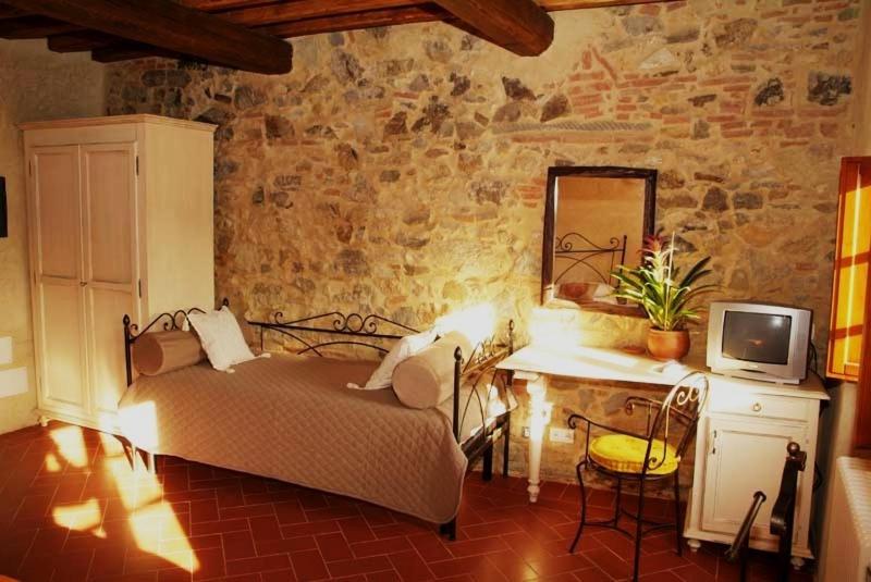 标准三人间, Tenuta La Borriana