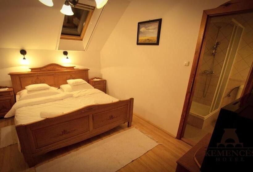 اتاق استاندارد, Kemencés Csárda és Panzió