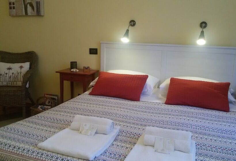 غرفة قياسية حمام مشترك, Alma Clara B&b