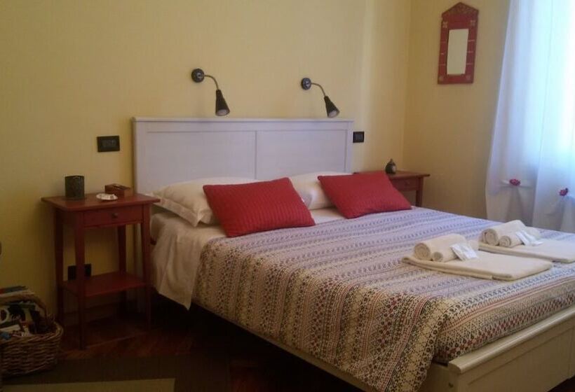 غرفة قياسية حمام مشترك, Alma Clara B&b