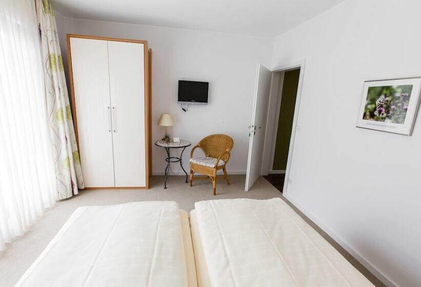 스탠다드 스튜디오, Haus Erholung