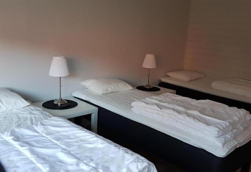 غرفة قياسية ثلاثية, Karlskoga Folkhögskola Vandrarhem Udden