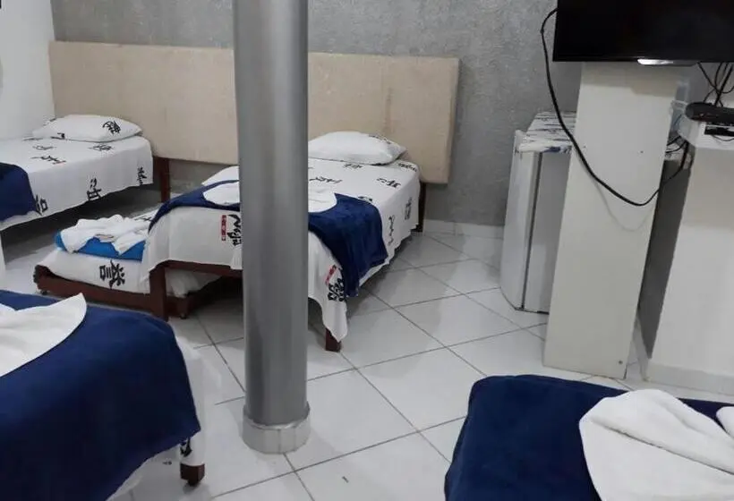 エコノミー４人部屋, Pousada Convento Da Penha