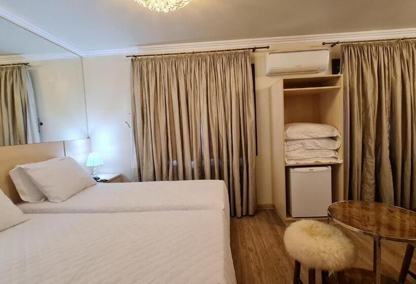 디럭스 스위트, Pousada Pinhão E Poesia