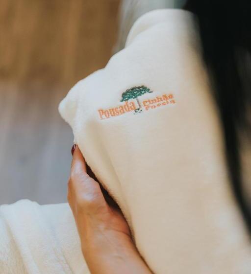 디럭스 스위트, Pousada Pinhão E Poesia